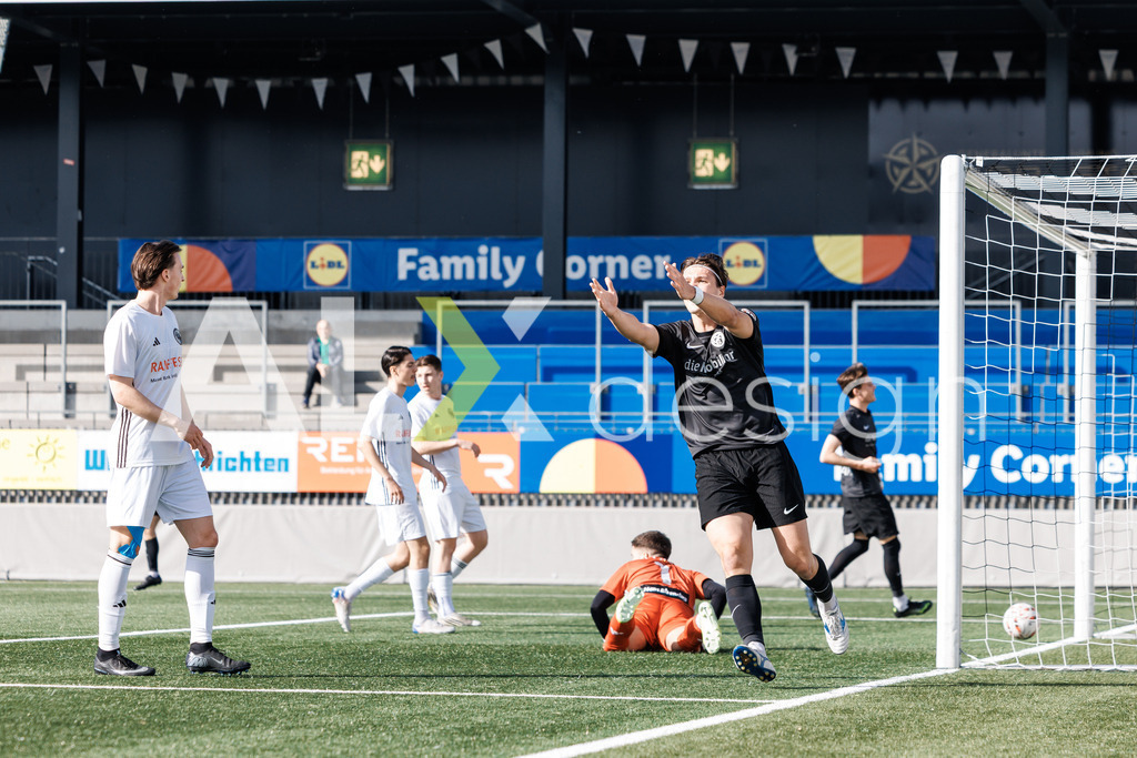 Fussball I Herren I Saison 2025-2026 I 2. Liga Interregional – Gruppe 5 I 17. Spieltag I FC Wil 1900 II - FC Seefeld Zürich I 11.04.2026 | 8 Marc Fischer (CH) (FC Seefeld Zürich) – Offensives Mittelfeld - Realisiert mit Pictrs.com