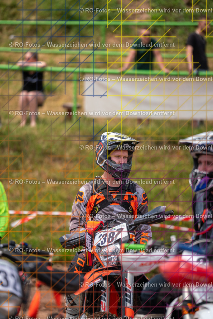Niederwürzbach 2 Lauf-40 | Sportfotografie von RO-Fotos: Motorsport, Motocross, Enduro, Laufveranstaltungen und Triathlon. Professionelle Fotos von Sportlern und Events. - Realisiert mit Pictrs.com