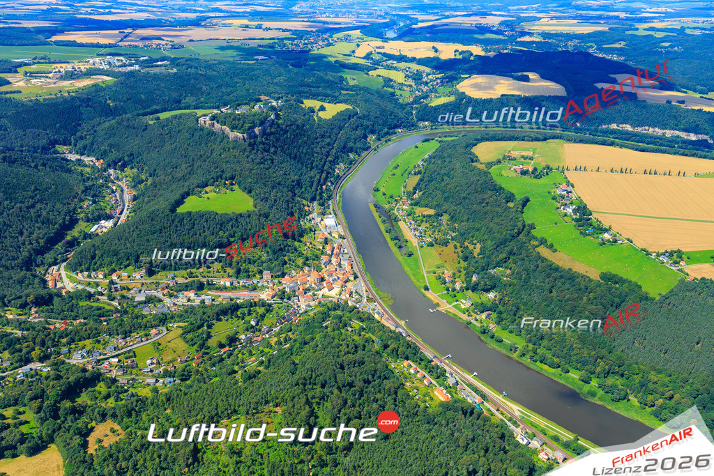 Die Luftaufnahme der Stadt Königstein wurde vom UL-Flugzeug heraus erstellt ( keine Drohne )- hohe Auflösung für beste Qualität