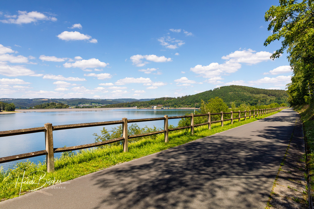 Radweg am Biggesee | Radweg am Biggesee - Realisiert mit Pictrs.com