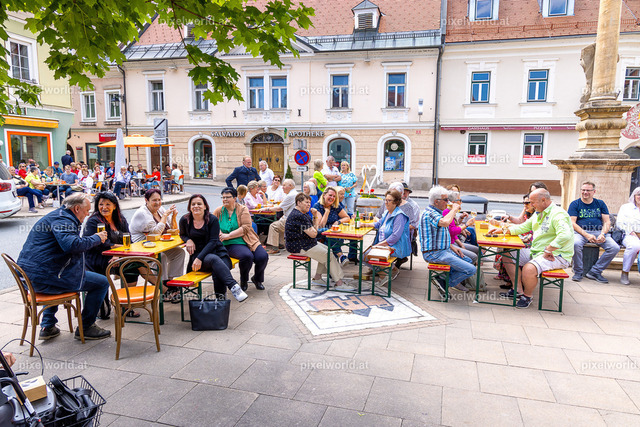 Muttertagsfeier am Hauptplatz | Bildershop von pixelworld.at - Realisiert mit Pictrs.com