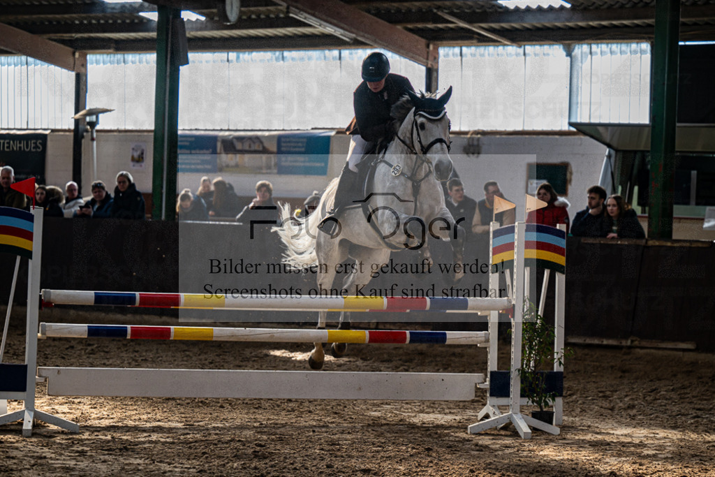 20240309-DOS_7348 | Entdecke hochwertige Reitturnierfotos von Foto Oger. Professionell, emotional und authentisch – jetzt Lieblingsmomente im Shop bestellen.Deutschlandweite Turnierfotografie. - Realisiert mit Pictrs.com
