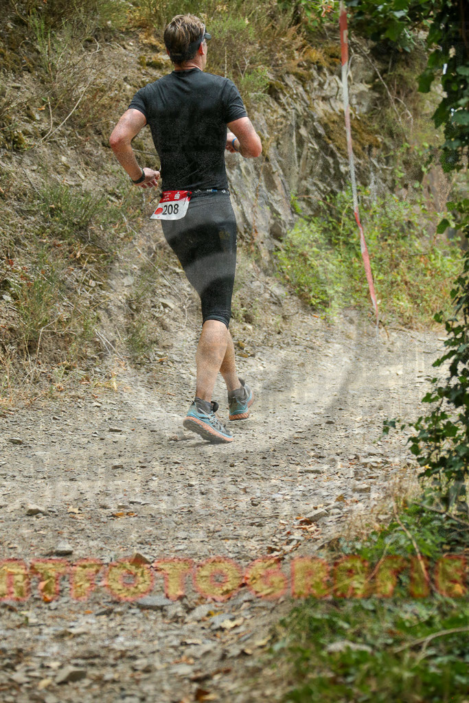 220827_1140_EX1_9306 | Sportfotografie im Rhein-Sieg Kreis, Köln, Bonn, NRW, Rheinland Pfalz, Hessen, etc. Unser Tätigkeitsfeld umfasst den Laufsport vom Volkslauf über den Marathon, Duathlon, Triathon bis zum Ultralauf wie Kölnpfad Ultra oder Schindertrail.