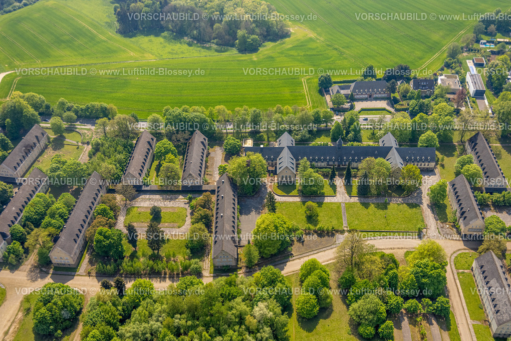 Duesseldorf240501101 | Luftbild, Kaserne der Bundeswehr Bergische Kaserne, Knittkuhler Straße, Hubbelrath, Düsseldorf, Rheinland, Nordrhein-Westfalen, Deutschland