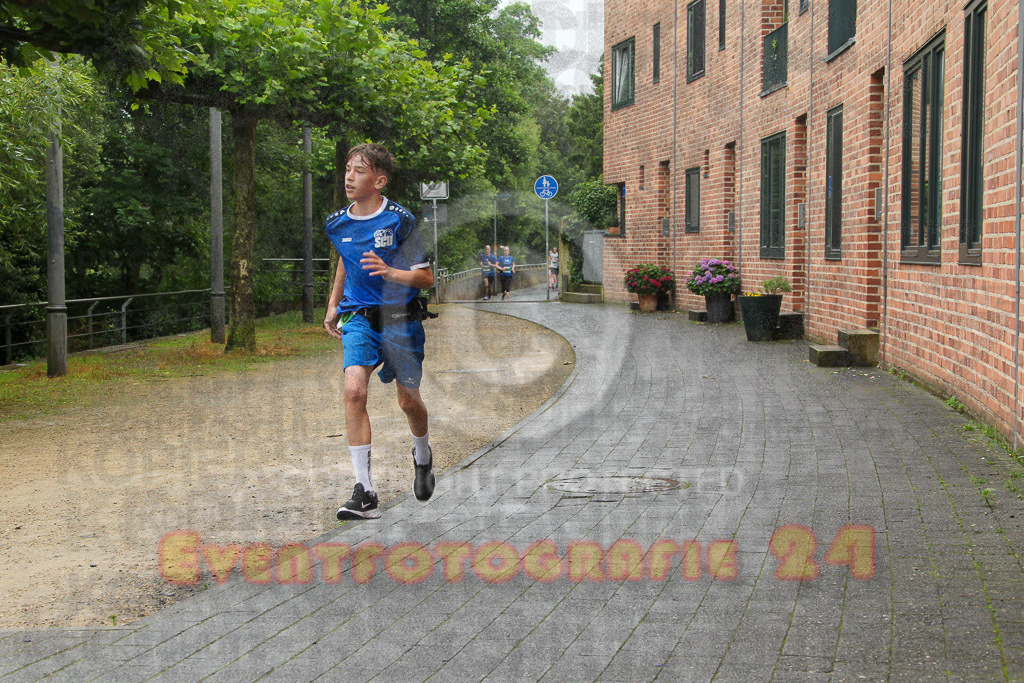 240622_1144_EV4_1565 | Sportfotografie im Rhein-Sieg Kreis, Köln, Bonn, NRW, Rheinland Pfalz, Hessen, etc. Unser Tätigkeitsfeld umfasst den Laufsport vom Volkslauf über den Marathon, Duathlon, Triathon bis zum Ultralauf wie Kölnpfad Ultra oder Schindertrail.