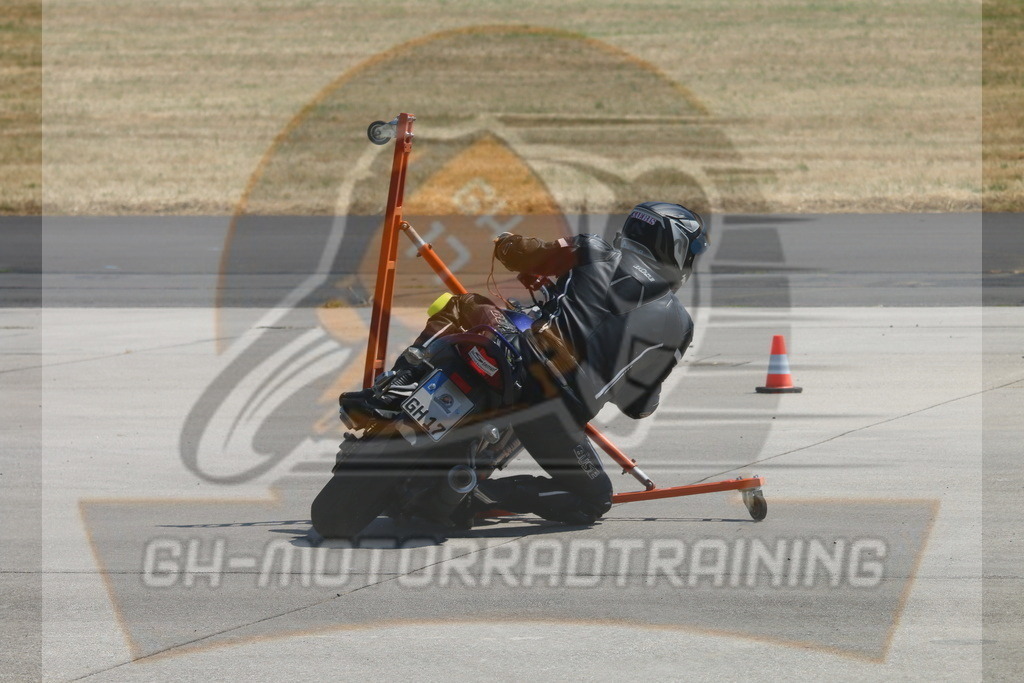 IMG_3105 | gh-motorradtraining-foto.de - Realisiert mit Pictrs.com