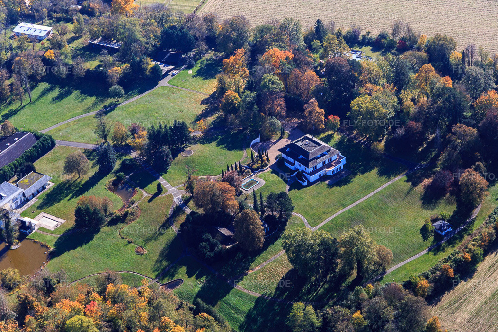 Luftbild: Villen am Rittnerthof im Ortsteil Durlach in Karlsruhe im Bundesland Baden-Württemberg in Deutschland. Foto: IMG_129870.jpg vom 24.10.2021 durch Werner Riehm/FLY-FOTO.de