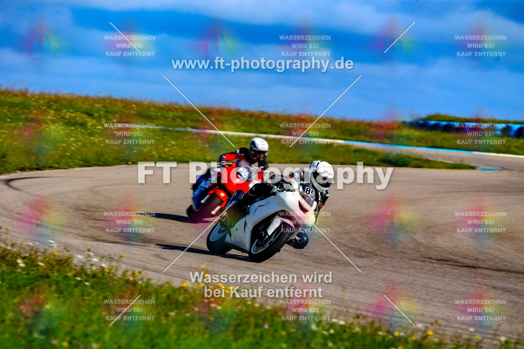 085-5052 | Hier findet Ihr Bilder von Touristenfahrten auf der Nürburgring Nordschleife oder von anderen Veranstaltungen die ich besucht habe. Viel Spass beim Durch Schauen 