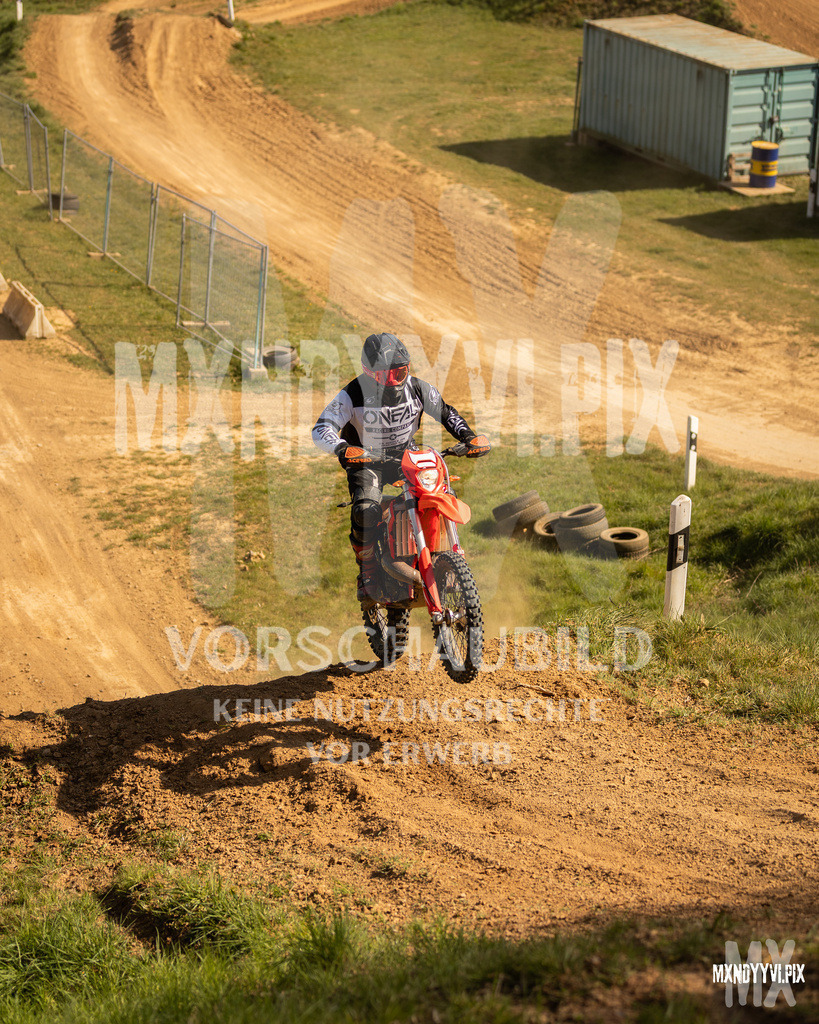 866A3890 | mxndyyvipix