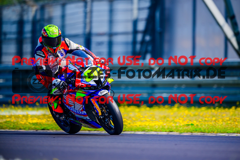MaZZes_FotoMatrix_240831_6007705_7864 | SSP600