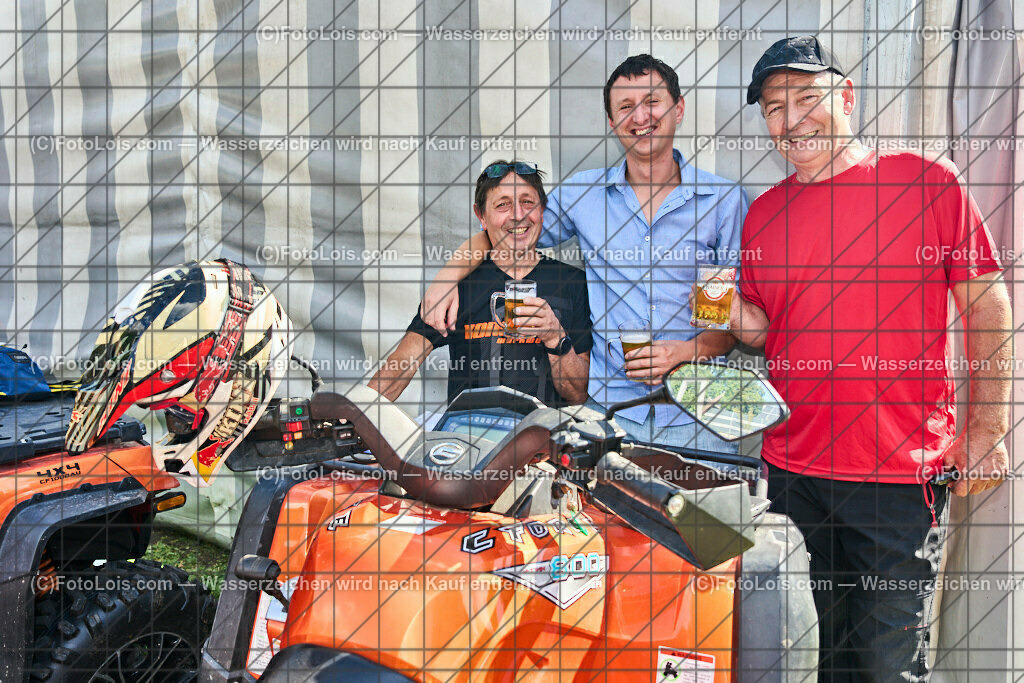 ALP8126_XXIX_GRANITBEISSER_backstage | (C)FotoLois.com, Alois Spandl, 29. GRANITBEISSER - Mountainbike-Marathon in St. Georgen am Walde, Start/Ziel/Siegerehrung, Sa 2. September 2023.