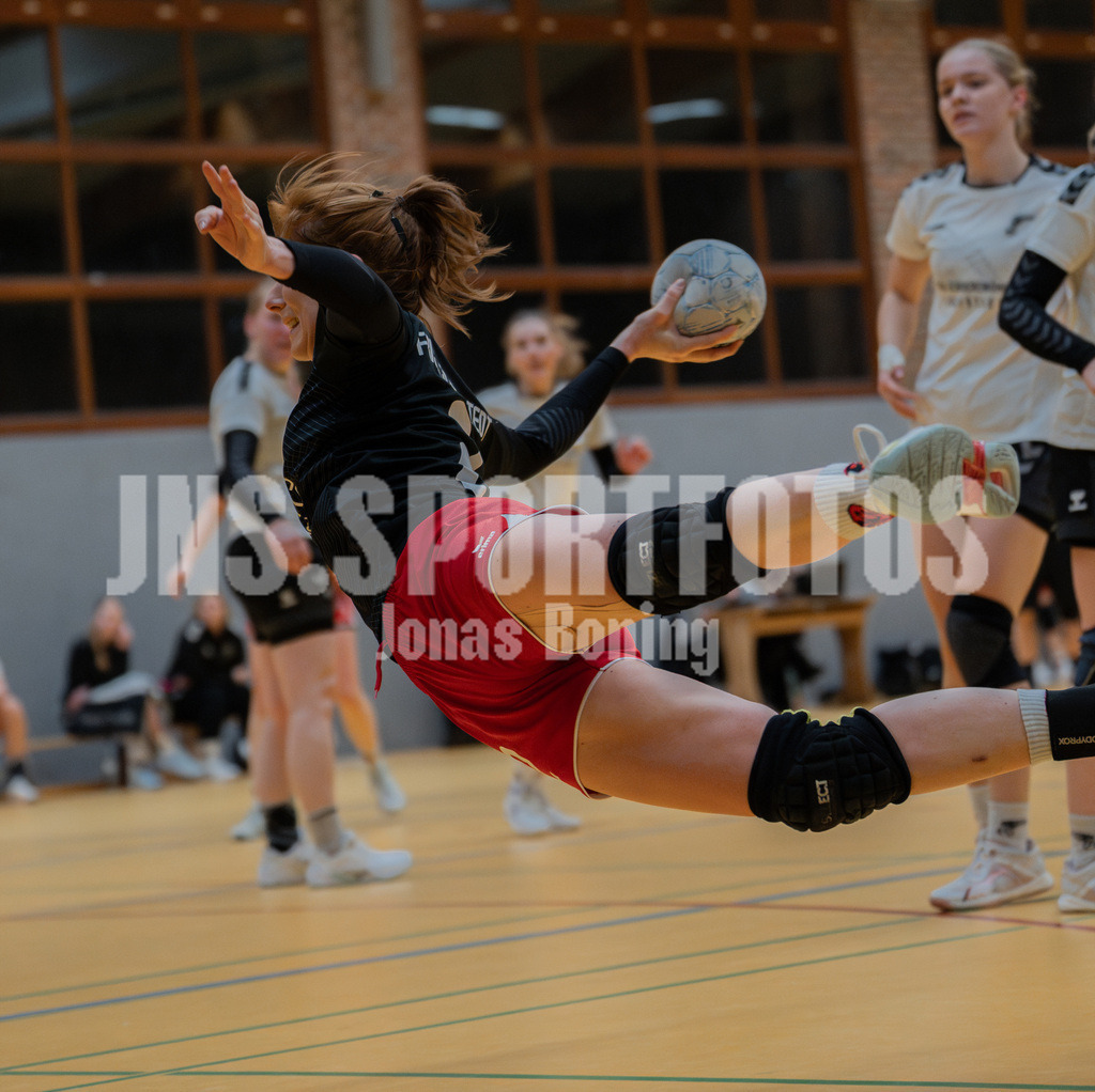 Handball I Frauen I Saison 2025-2026 I Landesliga HR West I 10. Spieltag I TuS Frisia Goldenstedt - SV Falke Steinfeld I 470 | jns.sportfotos - Realisiert mit Pictrs.com