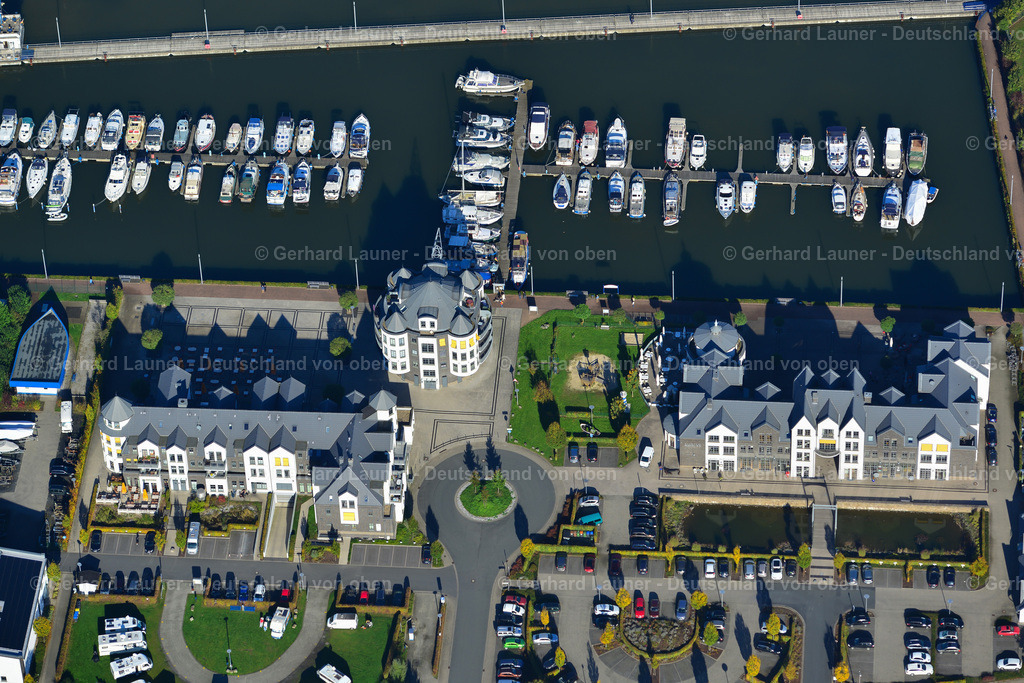 3491413 | Yachthafen, Marina bei Rünthe