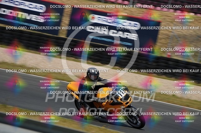 2025_06_19_PBK_14725 | Sportfotografie; SlowMotion; Video; Rennstrecke; Hafeneger; RSE; Speer; Trackday; Motorsportarena; Hockenheimring; Brno; Most; Barcelona; Valencia, Benny; Kaetzmer;
