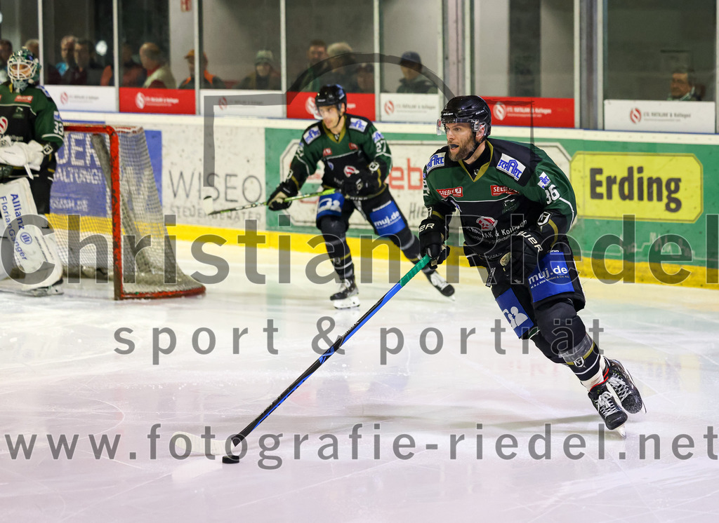 2023-03-19_147_TSV_Erding_gegen_TEV_Miesbach | Erding, Deutschland, 19.03.2023:
Eishockey, Bayernliga Playoffs 2022 / 2023, Halbfinale, TSV Erding gegen TEV Miesbach, Endergebnis: 

Michael Trox (Erding Gladiators, #86)

Foto: Christian Riedel / fotografie-riedel.net