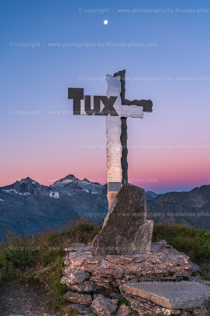 Ramsjoch Gipfelkreuz Tux copyright  Thomas Pfister-4 | PHOTOGRAPHY BY THOMAS PFISTER