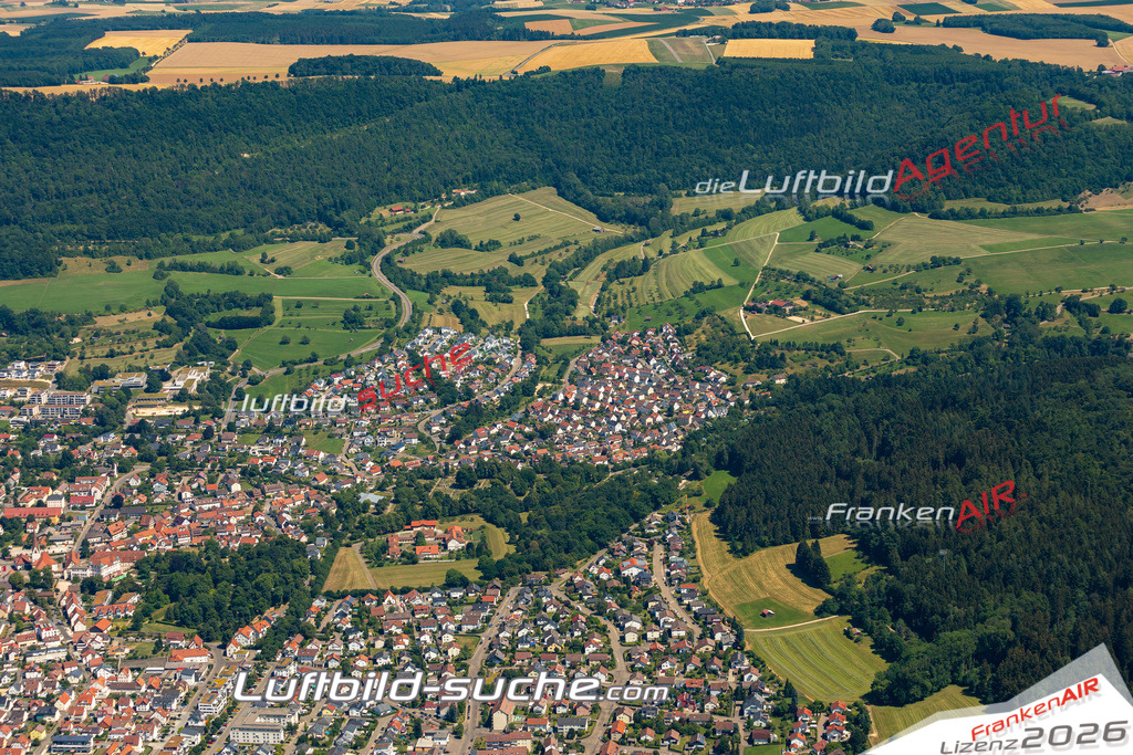 Aktuelles Luftbild von  Donzdorf - Die Luftaufnahme wurde 2022 mittels UL-Flugzeug erstellt ( keine Drohne ) - hochauflösende Kamera-Systeme von  Canon -Beste Qualität - Für grossformatige Ausdrucke geeignet. Die Geschenkidee !
