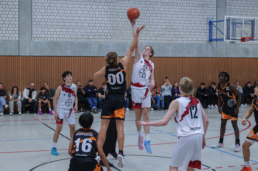 JBBL BAYER GIANTS vs Young Lions Wuppertal-9 | Fotos von Basketballspielen aus dem Raum NRW fotografiert von Gero Mueller-Laschet und Daniel Schaefer - Realisiert mit Pictrs.com