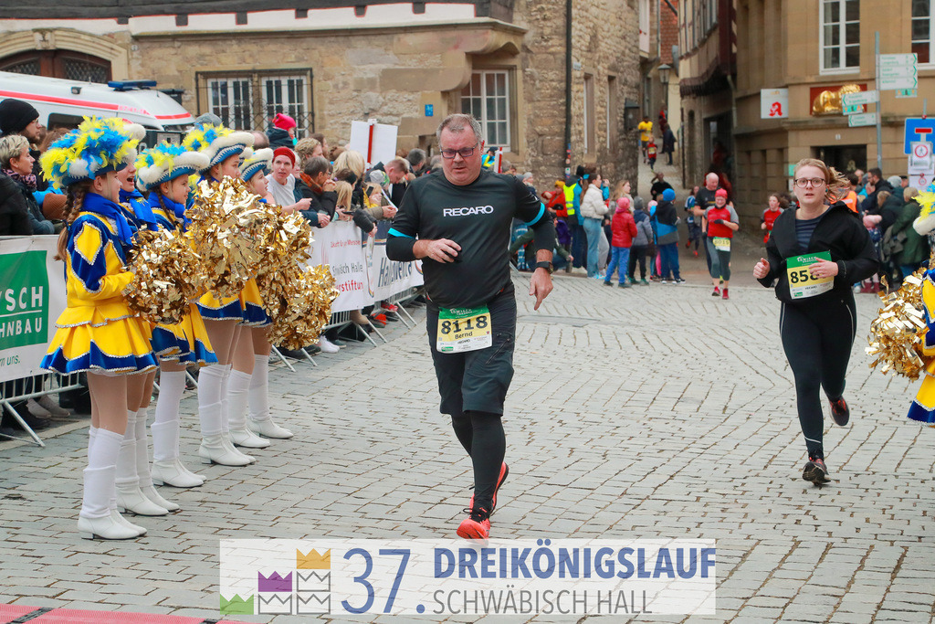 Roewisch Wohnbau Cup 5000m | 3 Koenigslauf 2023 - Realisiert mit Pictrs.com