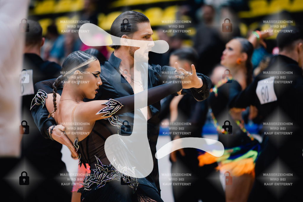 Hessen Tanzt WDSF International Open Latin 11th (43) Justin Lauer _ Rita Schumichin (TSC Saltatio Neustadt im TV 1860 Mußbach)-2025-05-18-3880 | Webshop for digital downloads and prints of dance sport, event & show photographer Julian Link - Realisiert mit Pictrs.com