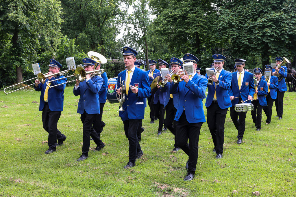 top-top.de 240602-084 | Foto, Video, Fotografie, Videografie, Fotobox, DJ, Discjockey, Musik, Musikbox, Veranstaltung, Photobooth, Amazon, Ebay, Buchtipp, Bestseller, Autor, Verlag, Buch, Wesel, Hamminkeln, NRW, Dinslaken, Rees, Drohne, Hochzeit, Party, Fotobox, Wesel, Fotograf