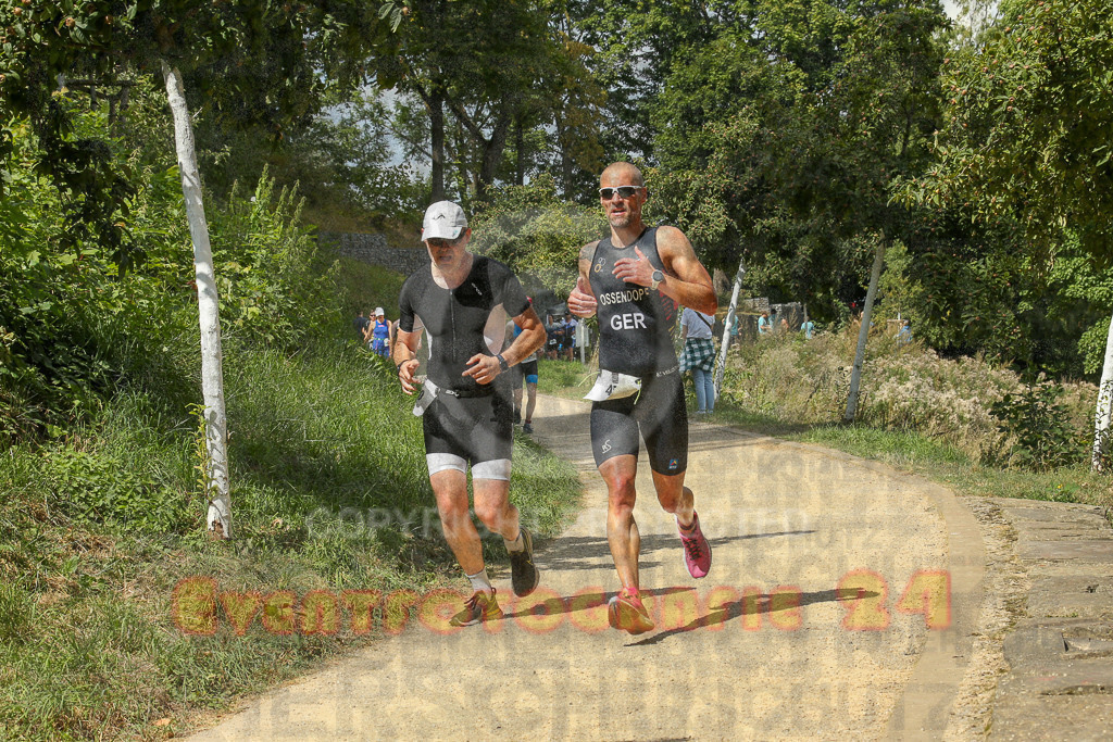 250824_1335_EX1_2903 | Sportfotografie im Rhein-Sieg Kreis, Köln, Bonn, NRW, Rheinland Pfalz, Hessen, etc. Unser Tätigkeitsfeld umfasst den Laufsport vom Volkslauf über den Marathon, Duathlon, Triathon bis zum Ultralauf wie Kölnpfad Ultra oder Schindertrail.