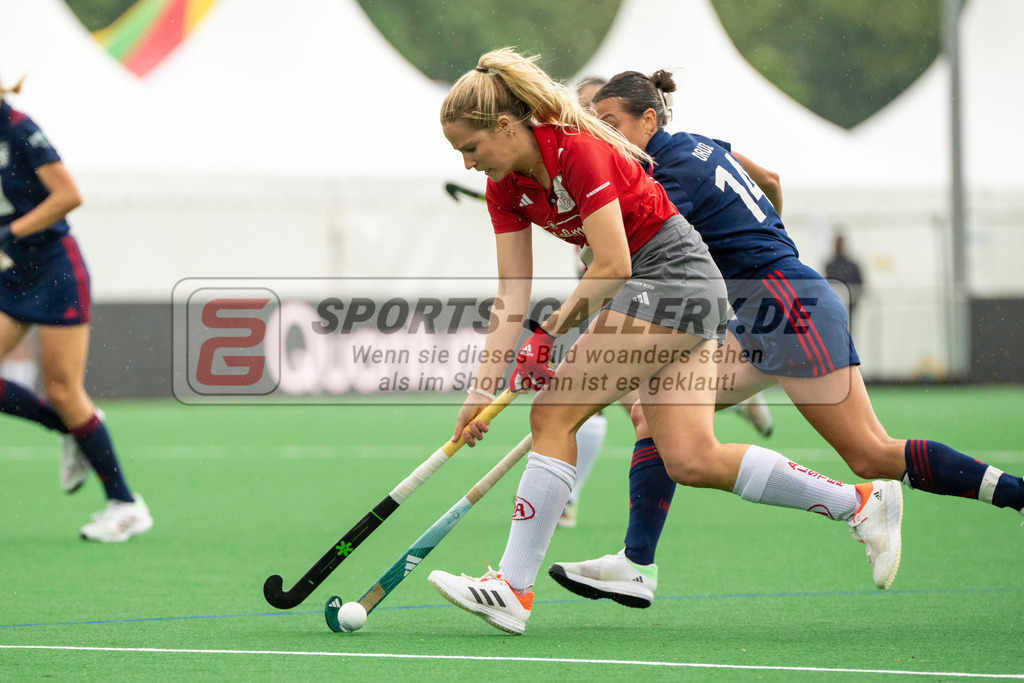 Final4_20240518-1424-0043 | Bonn, Deutschland, 18.05.2024:  in Aktion waehrend des Spiels der Deutsche Feldhockey-Meisterschaften 2024 zwischen Final 4 Damen Der Club an der Alster - Düsseldorfer HC im Bonner THV am 18.05.2024 in Bonn, Deutschland. (Foto von Stephan Fehrmann)

Bonn, Germany, 18.05.2024:  in action during the game of Deutsche Feldhockey-Meisterschaften 2024 between Final 4 Damen Der Club an der Alster - Düsseldorfer HC in Bonner THV at 18.05.2024 in Bonn, Deutschland. (Foto from Stephan Fehrmann)
