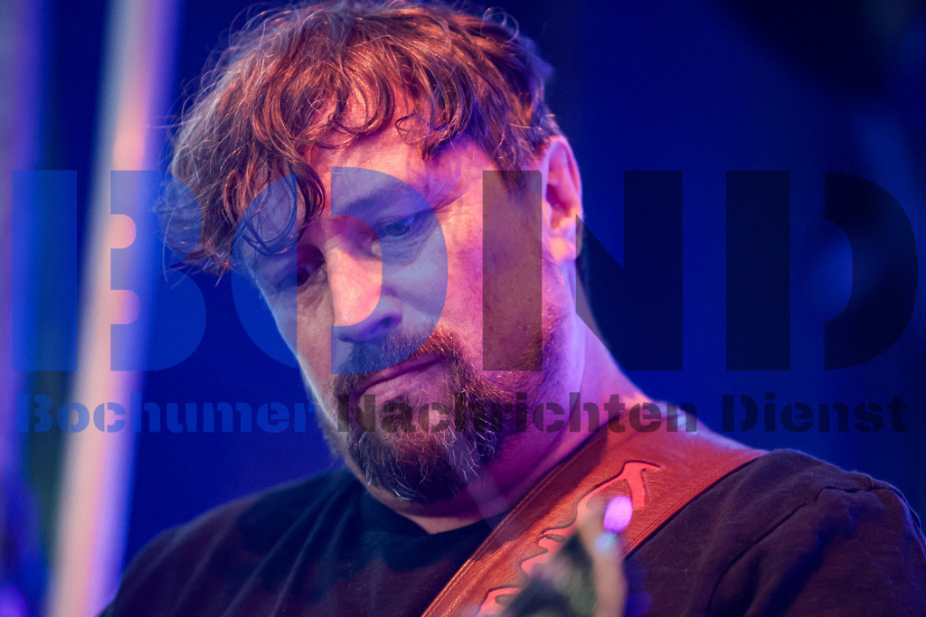 Kemnade - Family and Friends - Michael Wurst und die Tweens  {date} -  | {headline}



(Foto: Sebastian Sendlak / BOND)

 - Realisiert mit Pictrs.com