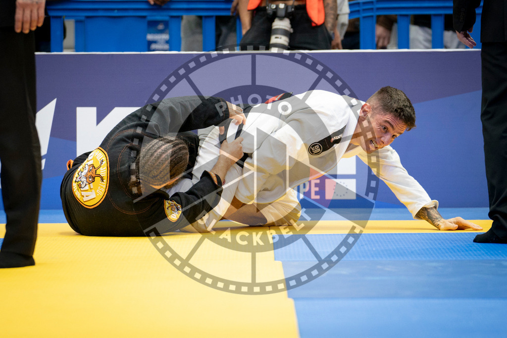 20240124PBB02289 | Fighters compete during the second day of the IBJJF European Championship in Paris, France, on January 24, 2024.