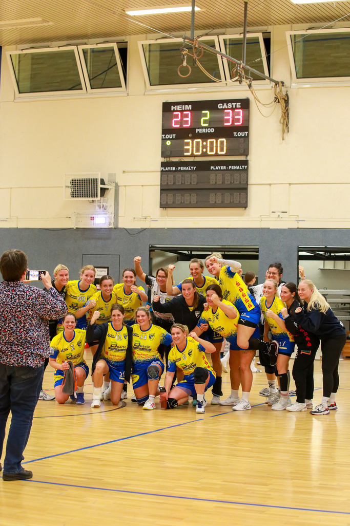 HcTvRhedeII_SvNeukirchen_150924_174 | Bildergalerie von Sport-Ereignissen aber auch von weiteren spannenden Dingen - nicht nur vom Niederrhein. In Anlehnung an den bekannten Spruch von Hanns Dieter Hüsch heißt das Motto: "Niederrhein ist überall".  - Realisiert mit Pictrs.com