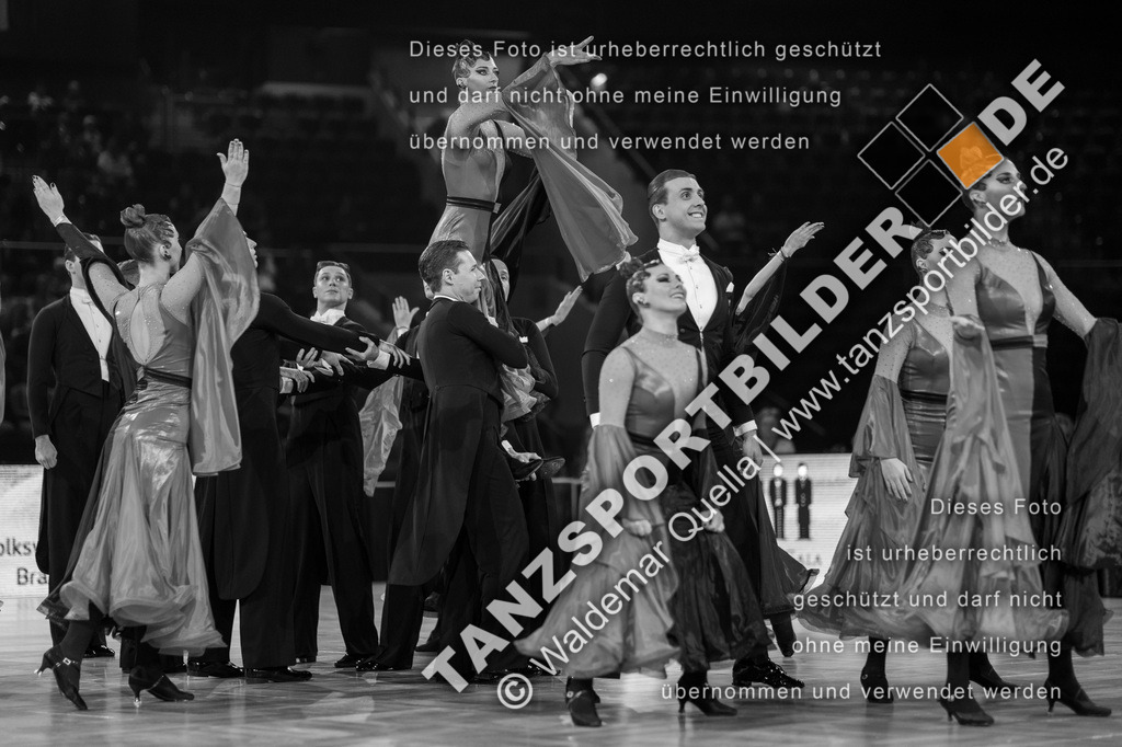 20251206-02911 | Hier finden Sie Tanz Bilder vom Latein und Standard Formationen tanzen. Sportbilder vom Tanzsport. Schöne Fotos und von Weltmeisterschaft, Europameisterschaft, Bundesliga, Regionalliga, Oberliga und Landesliga sowie von GOC Stuttgart, DanceComp, WM Bremen