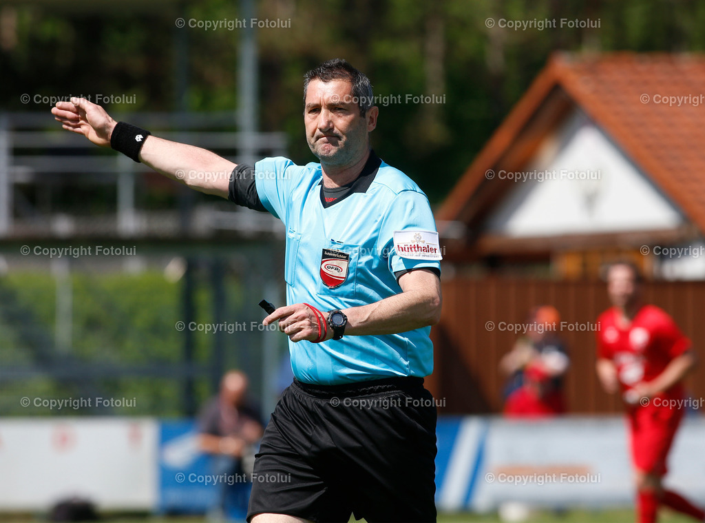 A_LUI_14052022_05 | SPORT,FUSSBALL,LT1 OOE LIGA,14.05.2022 IM BILD; SCHIRI MARKUS WIMMER FOTO:FOTOLUI