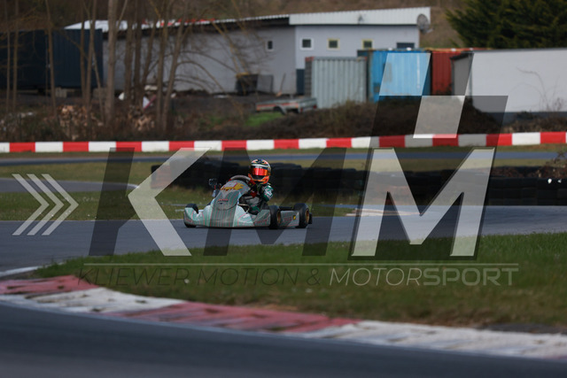 0DKP1823 | Kliewer Motion & Motorsport - Realisiert mit Pictrs.com