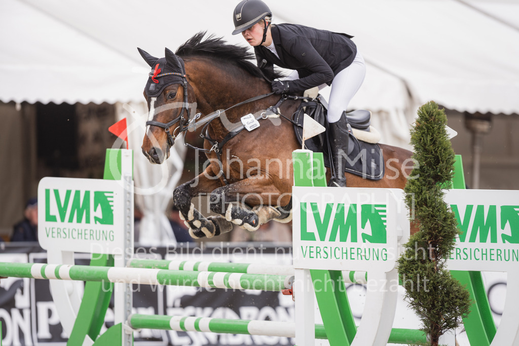 230520_MayDays_L-Spr-U25-408 | Deine schönsten Turniermomente als professionelle Fotos! Entdecke hochwertige Pferdesport-Fotografie im Online-Shop. Jetzt Fotos finden & bestellen!