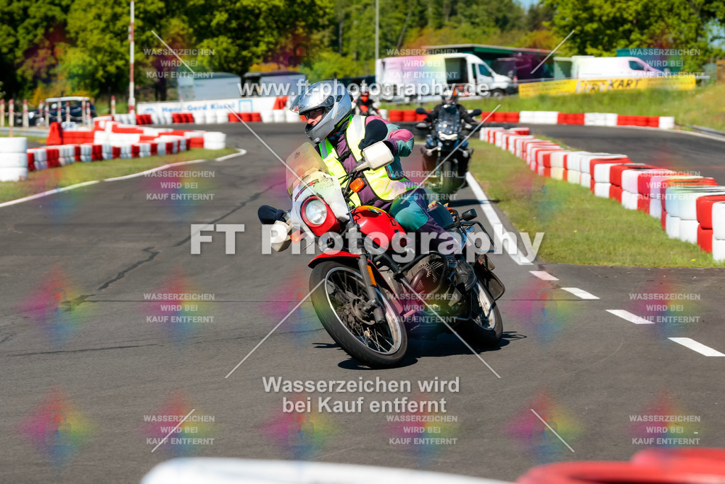 Moto-TeamOBK-21696 | Hier findet Ihr Bilder von Touristenfahrten auf der Nürburgring Nordschleife oder von anderen Veranstaltungen die ich besucht habe. Viel Spass beim Durch Schauen 