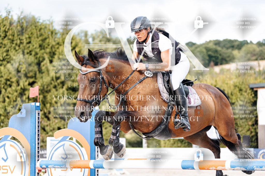 CK904048 | Turnierfotografie Pferdefotografie Trier Rheinland-Pfalz Pferdesport Reitsport Tierfotografie Sportfotografie Pferdevideo Pferdevideografie Equestrianvideography equestrianphotography  - Realisiert mit Pictrs.com