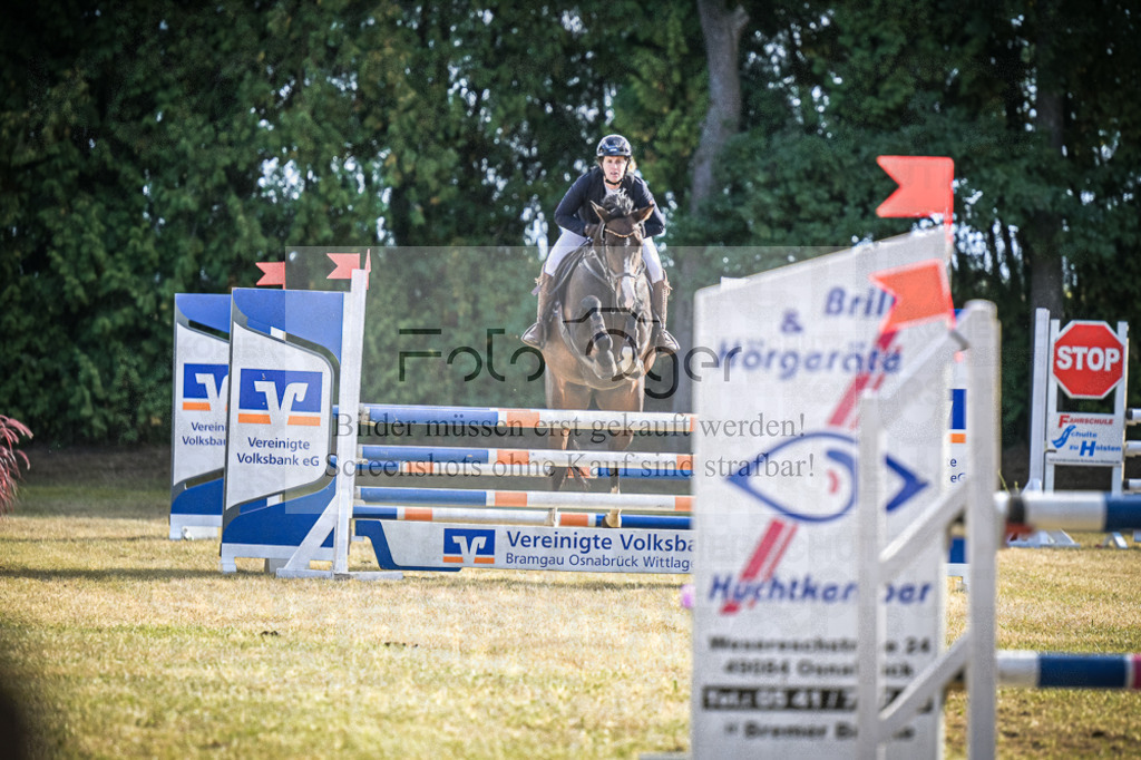 DOS_0454 | Entdecke hochwertige Reitturnierfotos von Foto Oger. Professionell, emotional und authentisch – jetzt Lieblingsmomente im Shop bestellen.Deutschlandweite Turnierfotografie. - Realisiert mit Pictrs.com