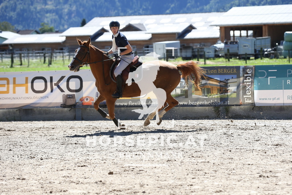 DL2Q0867 | Willkommen bei Brunnmayr - Design & Fotografie – Ihrem Spezialisten für Reitturniere und Pferdeveranstaltungen in Oberösterreich, Salzburg und Bayern! Seit über 17 Jahren sind wir leidenschaftlich dabei.