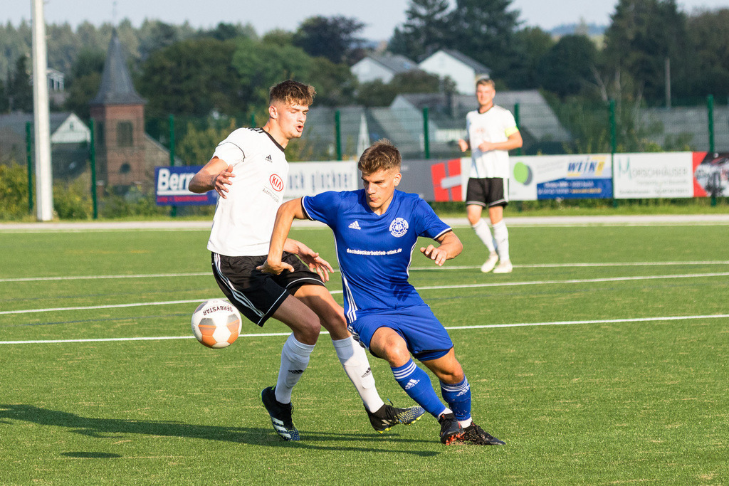 SG Morshausen - TSV Emmelshausen II | Sportfotografie Hermann-Josef Stoffel - Realisiert mit Pictrs.com