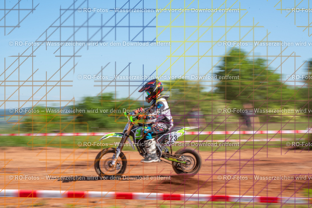 Wolfshausen 1 Lauf -574 | Sportfotografie von RO-Fotos: Motorsport, Motocross, Enduro, Laufveranstaltungen und Triathlon. Professionelle Fotos von Sportlern und Events. - Realisiert mit Pictrs.com