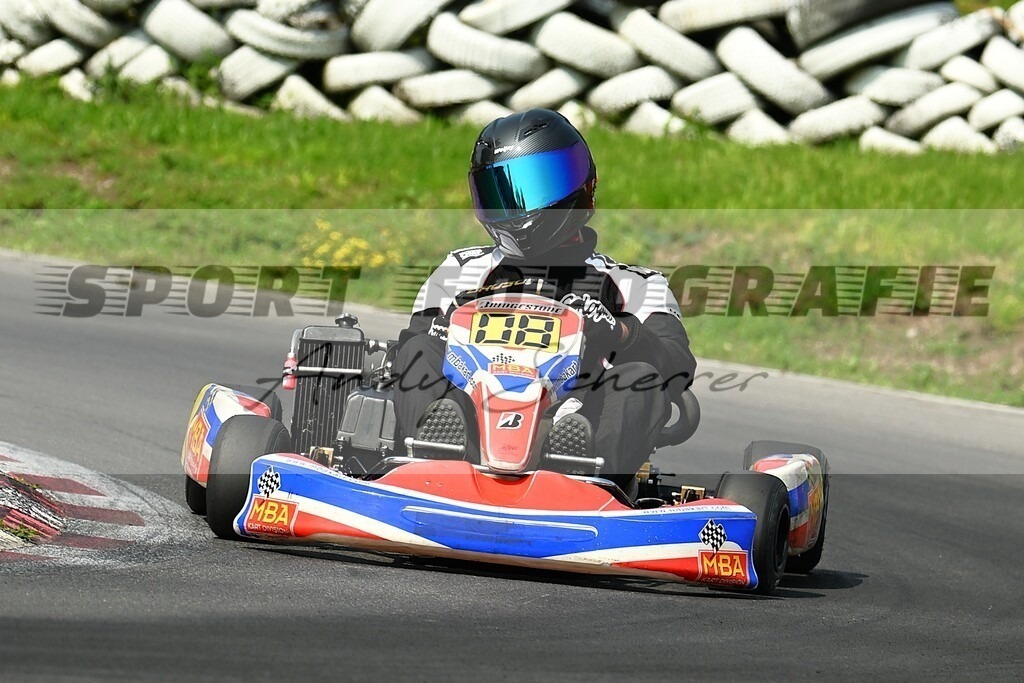 aDSC_0156 | Kaufen Sie Sportbilder im Onlineshop von Andy Scherrer Sportfotografie. Faszinierende Bilder von Sportevents aus der ganzen Schweiz. Fussball, Frauenfussball, Unihockey, Handball, Schwingen und weiteren Sportarten. - Realisiert mit Pictrs.com