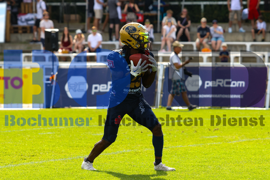 GFL: Potsdam Royals vs. Dresden Monarchs{date} -  | {headline}(Foto: Thomas Sobotzki / BOND) - Realisiert mit Pictrs.com