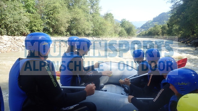 P8060084 | Bestelle die Bilder deines Berg- oder Wasser-Abenteuers mit Mountain Sports bequem von zu Hause aus direkt über unseren Online Fotoshop von pictrs.com. - Realisiert mit Pictrs.com