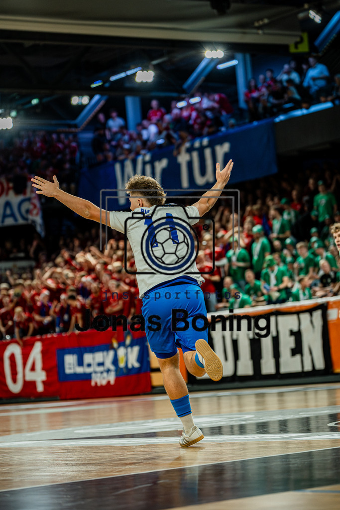 39. OM-Supercup-098 | jns.sportfotos - Realisiert mit Pictrs.com