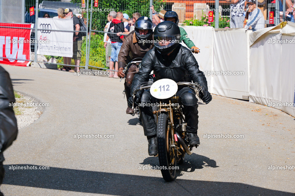 P1025899 | Erleben Sie atemberaubende, hochqualitative Fotos Ihrer Fahrt entlang der malerischen Alpenstraßen. Besuchen Sie alpineshots.com, um professionelle Aufnahmen Ihrer unvergesslichen Reise zu finden und zu kaufen - Realisiert mit Pictrs.com