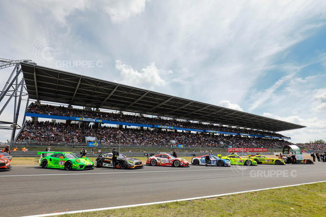 24hNbr19_0122713JB_JS | 24h Nürburgring 2019 - ADAC TOTAL 24-Rennen - Foto: Gruppe C Photography - Realisiert mit Pictrs.com