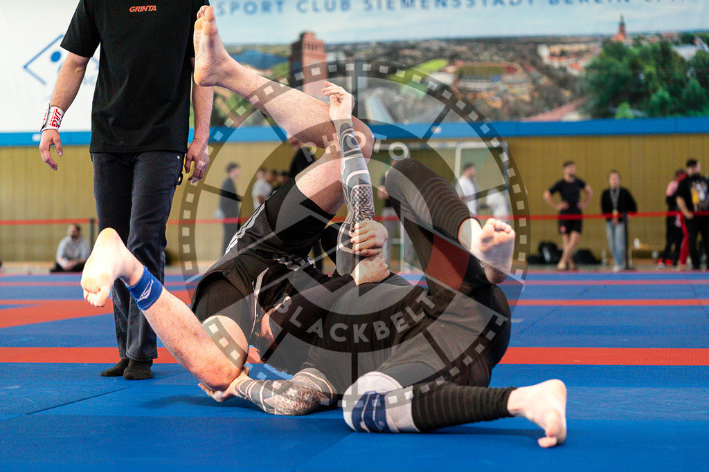 20250510PBB4783 | Athletes compete during the JJLG Berlin Open Jiu-Jitsu Championship on May 10, 2025 in Berlin, Germany. © Chiara Dazi / photoblackbelt