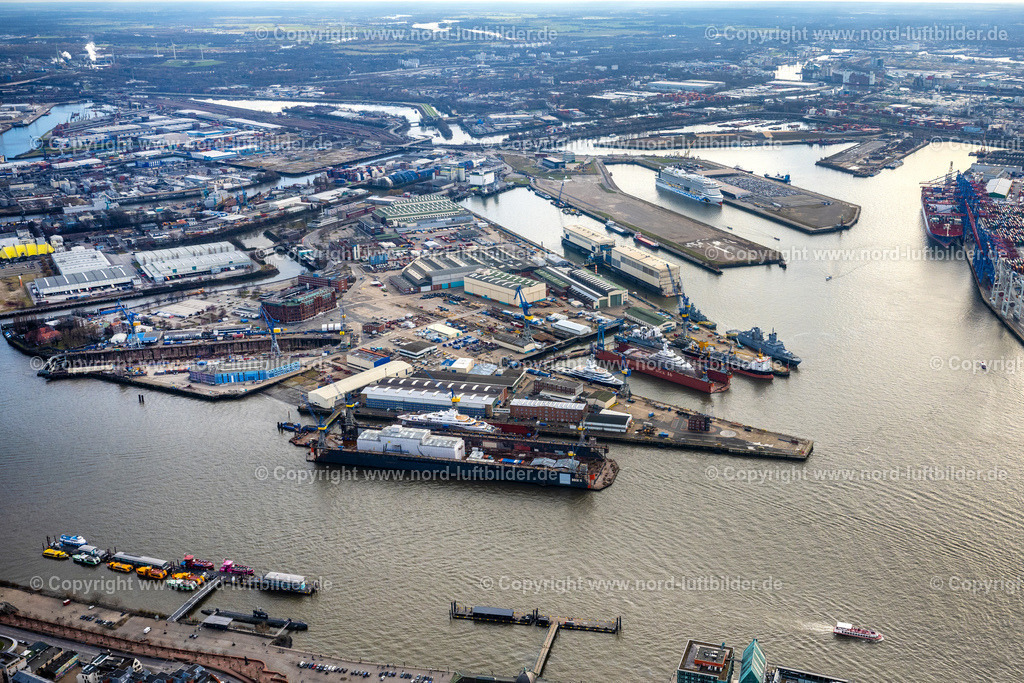 Hamburg_Blohm_und_Voss_Werft_ELS_3192040223 | HAMBURG 04.02.2023 Werftgelände der Blohm+Voss GmbH am Werfthafen an der Elbe in Hamburg. Weiterführende Informationen bei: Blohm+Voss B.V. &amp; Co. KG,  NVL B.V. &amp; Co. KG - Naval Vessels Lürssen. // Shipyard - site of the Blohm+Voss GmbH in Hamburg in Hamburg, Germany. Further information at: Blohm+Voss B.V. &amp; Co. KG,  NVL B.V. &amp; Co. KG - Naval Vessels Luerssen. Foto: Martin Elsen