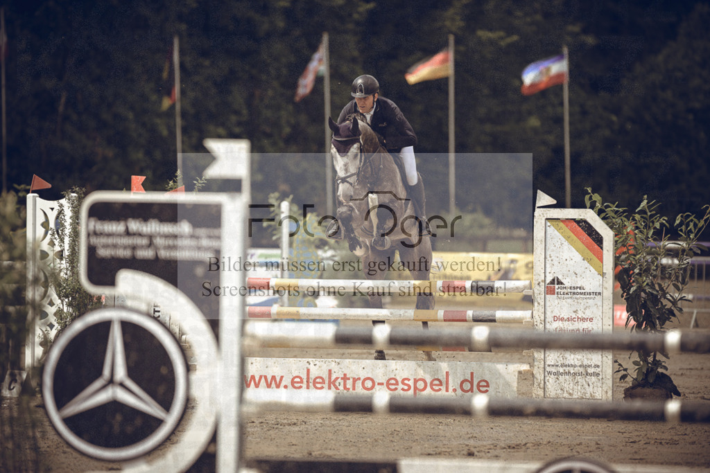 20240530-DOS_1581 | Entdecke hochwertige Reitturnierfotos von Foto Oger. Professionell, emotional und authentisch – jetzt Lieblingsmomente im Shop bestellen.Deutschlandweite Turnierfotografie. - Realisiert mit Pictrs.com