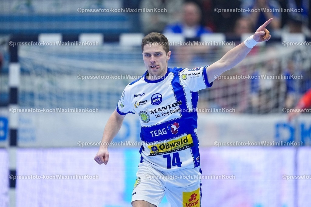 xYDRx19022601007 | 19.02.2026, xydrx, Handball, 1.HBL, VfL Gummersbach - ThSV Eisenach, Schwalbe-Arena: Vincent Buechner (ThSV Eisenach #74) jubelnd   Photo: xYannisxDreimannxPressefotoKochx